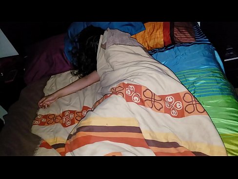 ❤️ Üvey oğul, genç üvey annesini uyurken azarlıyor. ❤❌ Porno videosu bize %tr.xxxomg.ru ❌